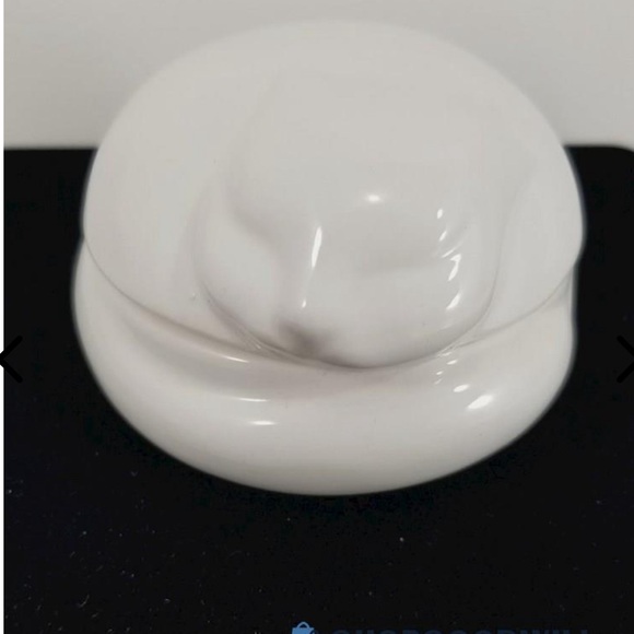 Tiffany & Co. Porcelain Sleeping Cat Container - Picture 2 of 5